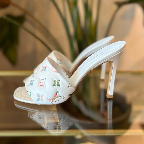 Louis Vuitton White Multicolor Heels - Picture 4 of 11